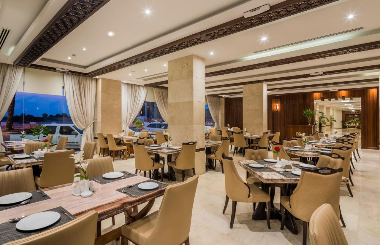 Hotel Naviti Warwick Khobar Extérieur photo